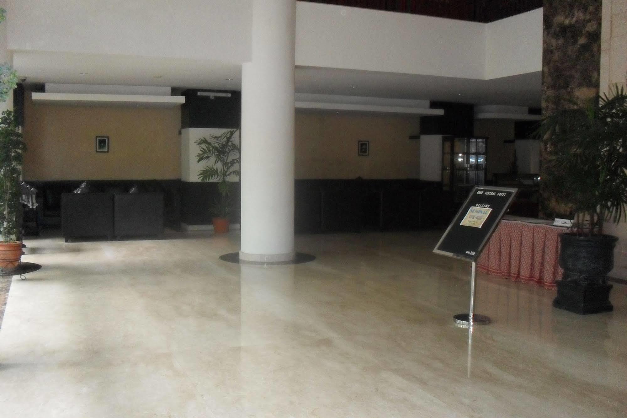 Hotel Gran Central Manado Exteriér fotografie